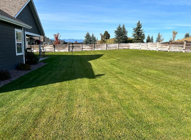 Building Photo - 162 Swede Trail