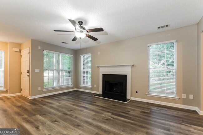 Foto del edificio - 916 Summit Park Trail