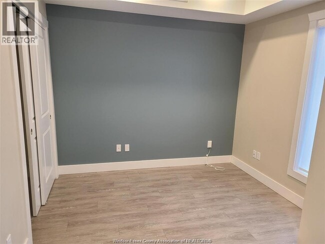 Building Photo - 550 Sandison St