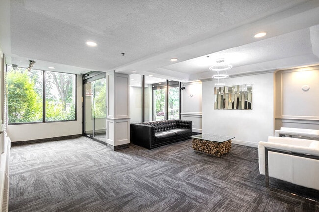 Building Photo - The Welsford Apartments