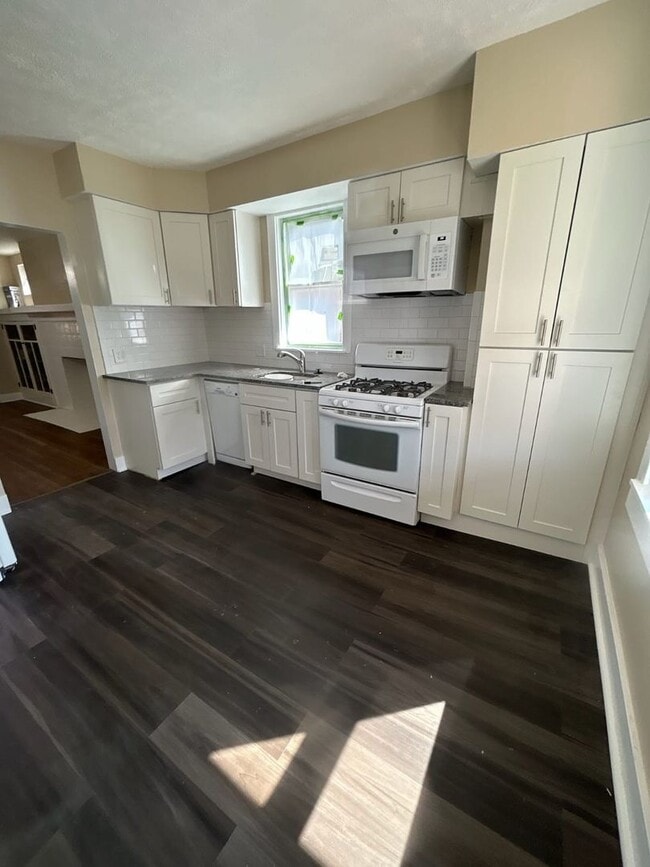 Building Photo - Updated 1 Bed/1 Bath First Floor Apartment in Greenfield - Private Deck, Central Heat & AC - Avai...