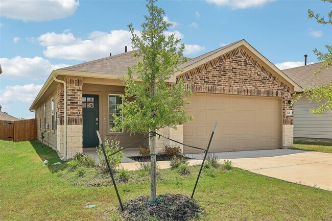 Foto del edificio - 528 Evergreen Sumac Lp
