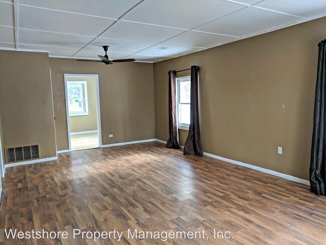 Building Photo - 2 br, 1 bath House - 54 S. Sheridan Dr.