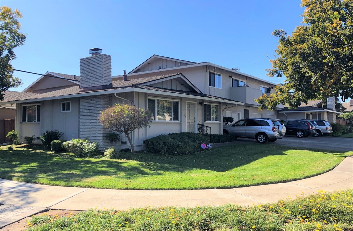 1740 Whitwood Ln, Campbell, CA 95008 Apartments in Campbell, CA