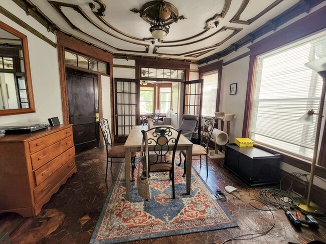 Foto del edificio - 2531 N Murray Ave