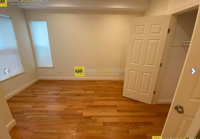 Foto del edificio - 379 Harvard St