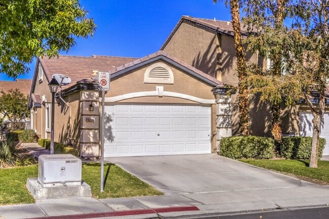 Building Photo - fully furnished in the  heart  of Summerlin