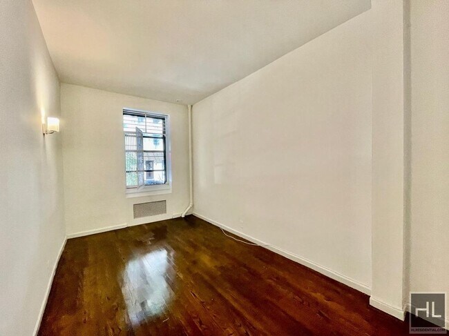 Foto del edificio - EAST 89 St