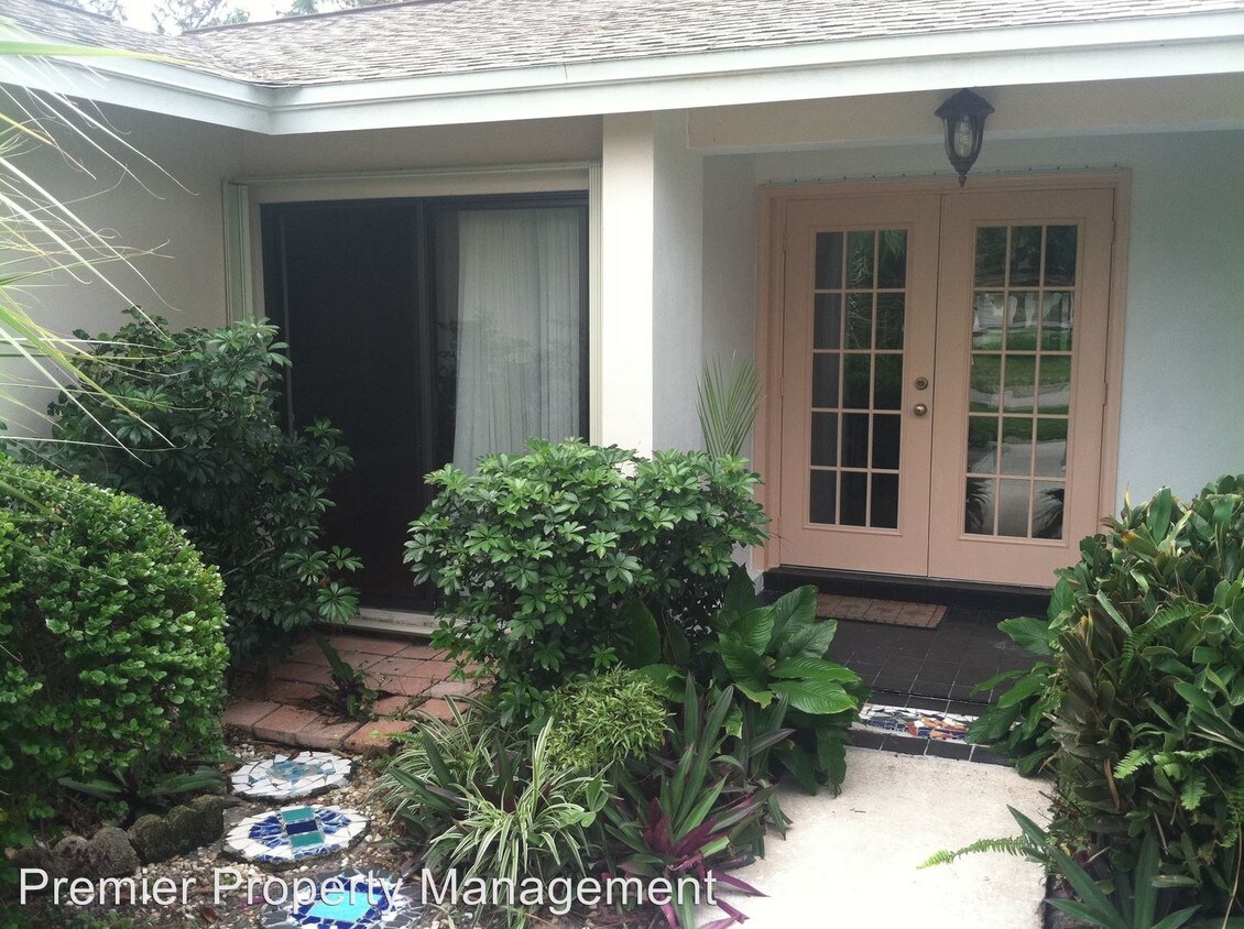 Primary Photo - 3 br, 2 bath House - 684 Pompano Drive