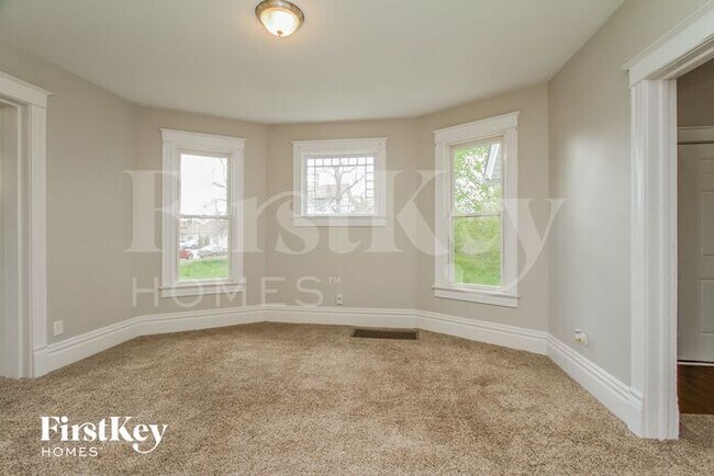 Foto del edificio - 374 Jay St