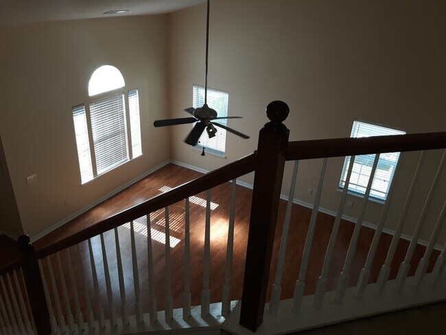 Foto del edificio - Charming 2 Story Home in Northeast Columbia!