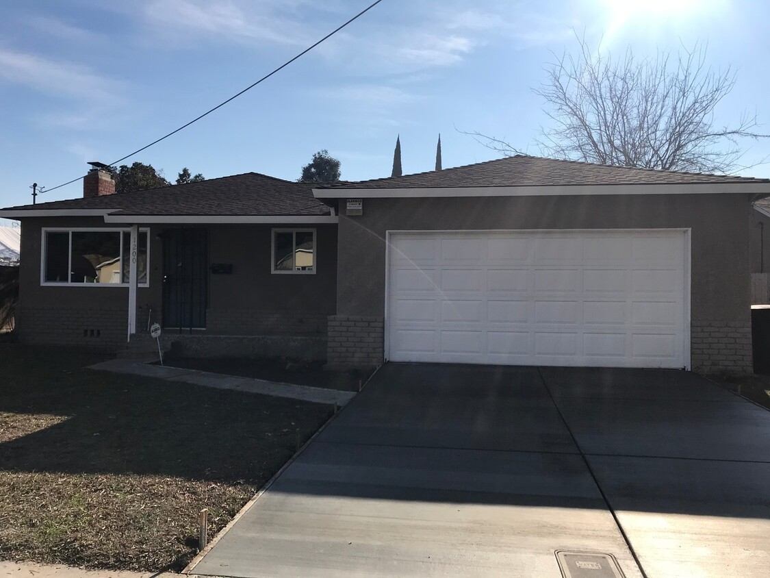 1200 Huntington Dr, Modesto, CA 95350 - House Rental in Modesto, CA |  Apartments.com