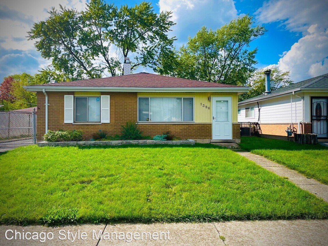 Primary Photo - 3 br, 1.5 bath House - 1386 Superior Avenue