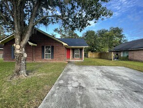 Building Photo - 1581 Pendleton Dr