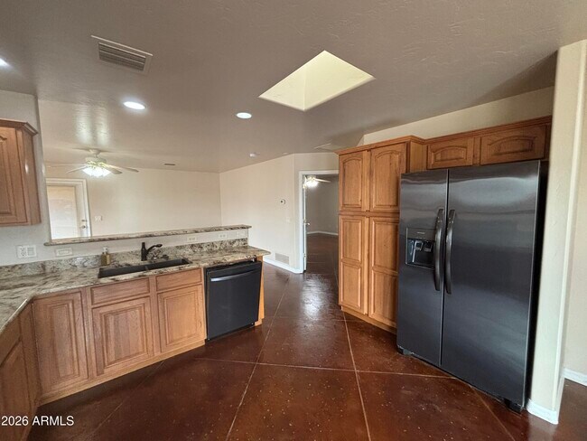 Foto del edificio - 5342 S San Pedro Ave