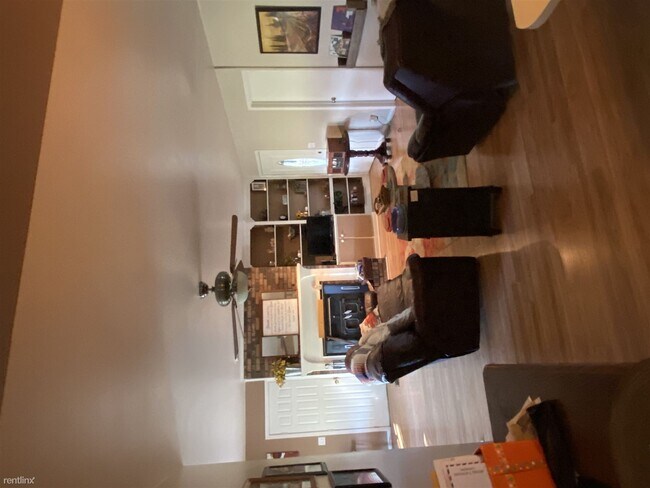 Foto del edificio - 3 br, 2 bath House - 957 Ford Rd