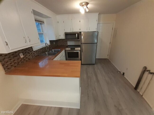 Foto del edificio - 2 br, 1 bath House - 2558 Amber Crest Drive