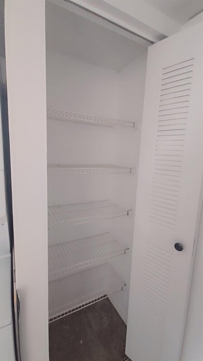 Building Photo - 3700 N 56th Ave