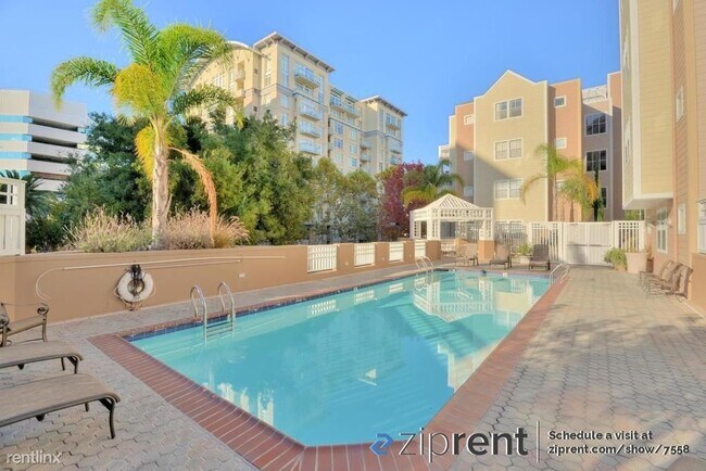 Foto del edificio - 1 br, 1 bath Condo - 550 Ortega Avenue, Mo...