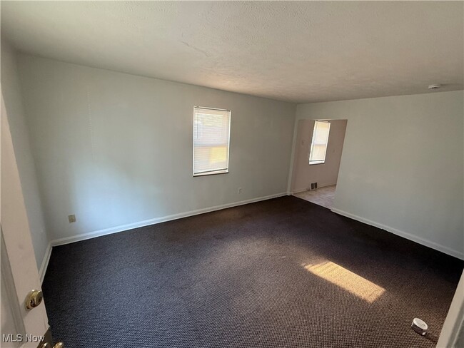 Building Photo - 21250 Crystal Ave