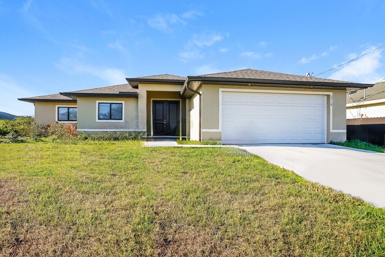 Primary Photo - 3719 17th St SW, Lehigh Acres, FL
