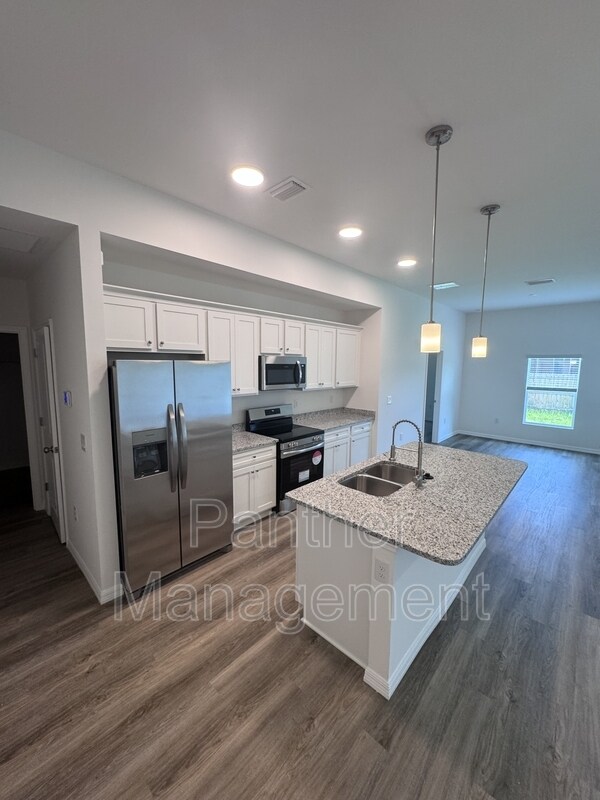 Foto del edificio - 966 Hood Ave NW