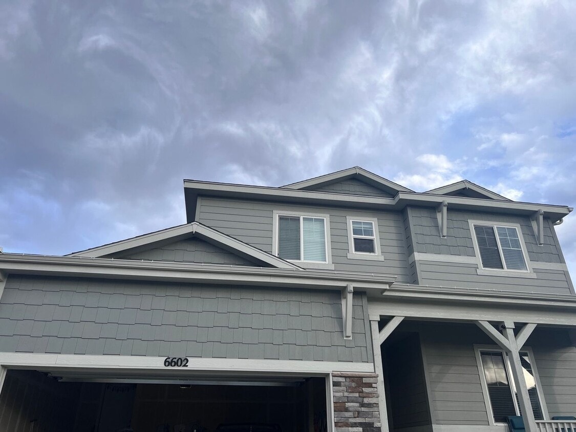 Foto principal - 6602 E 117th Ave