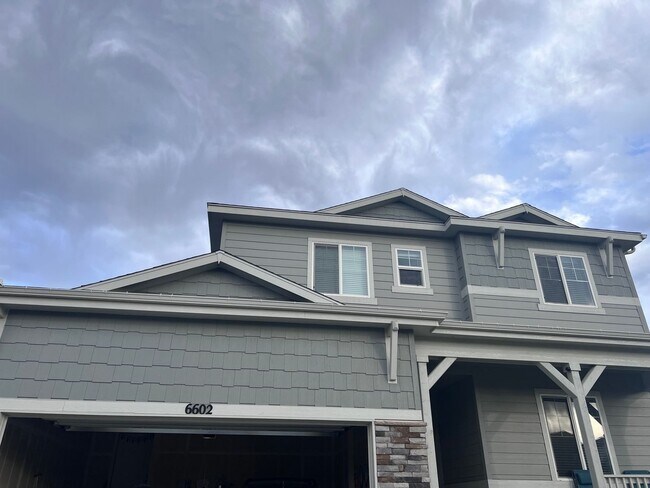 Building Photo - Spacious 3BR House in Thornton