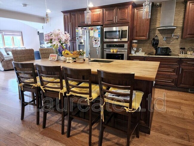 Foto del edificio - 1959 S Kearney Way