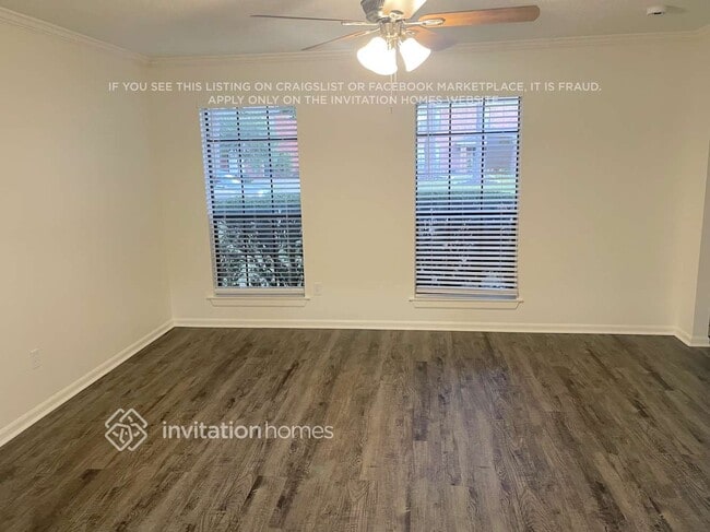 Foto del edificio - 7838 Sunny Ridge Dr