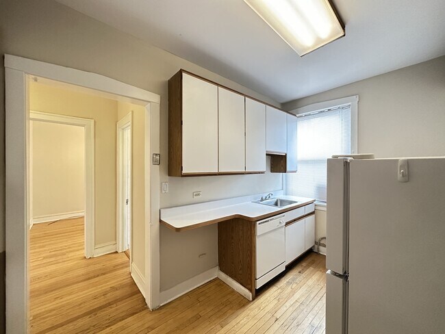 Foto del edificio - 1324 Oak Ave