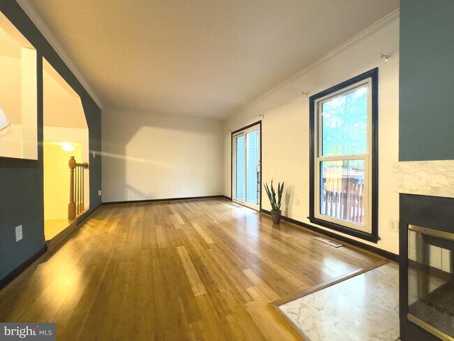 Foto del edificio - 6012 Rockton Ct