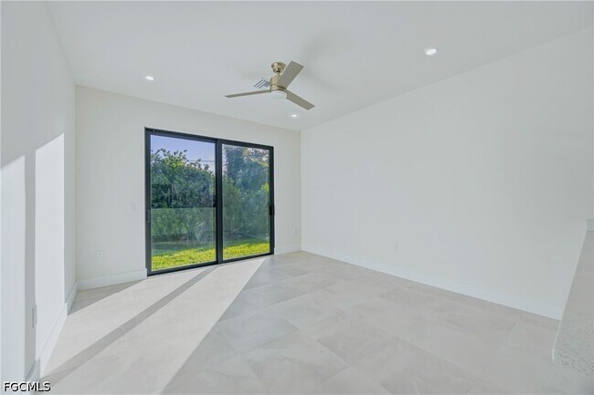Foto del edificio - 315 Homer Ave S