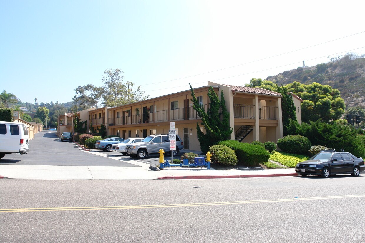 760 Encinitas Blvd, Encinitas, CA 92024 Apartments in Encinitas, CA