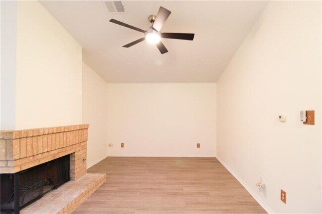 Building Photo - 11707 Norwegian Wood Dr