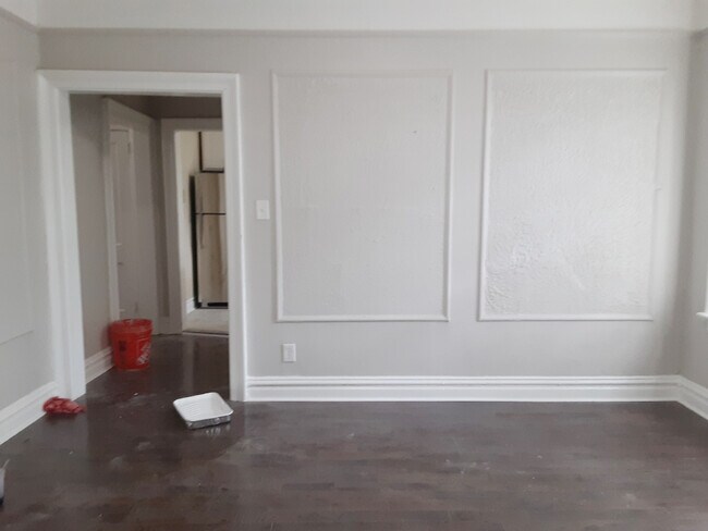Building Photo - 125 Corbin Ave