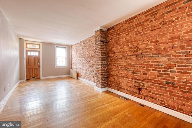 Foto del edificio - 809 S Glover St