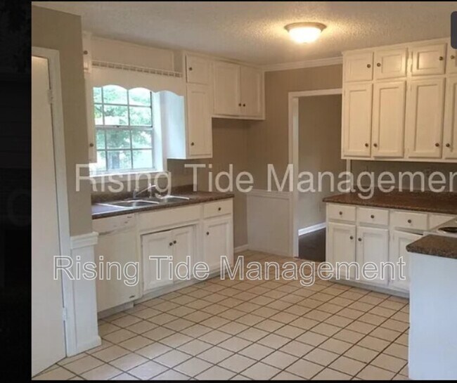 Building Photo - 1708 Timbercrest Cir