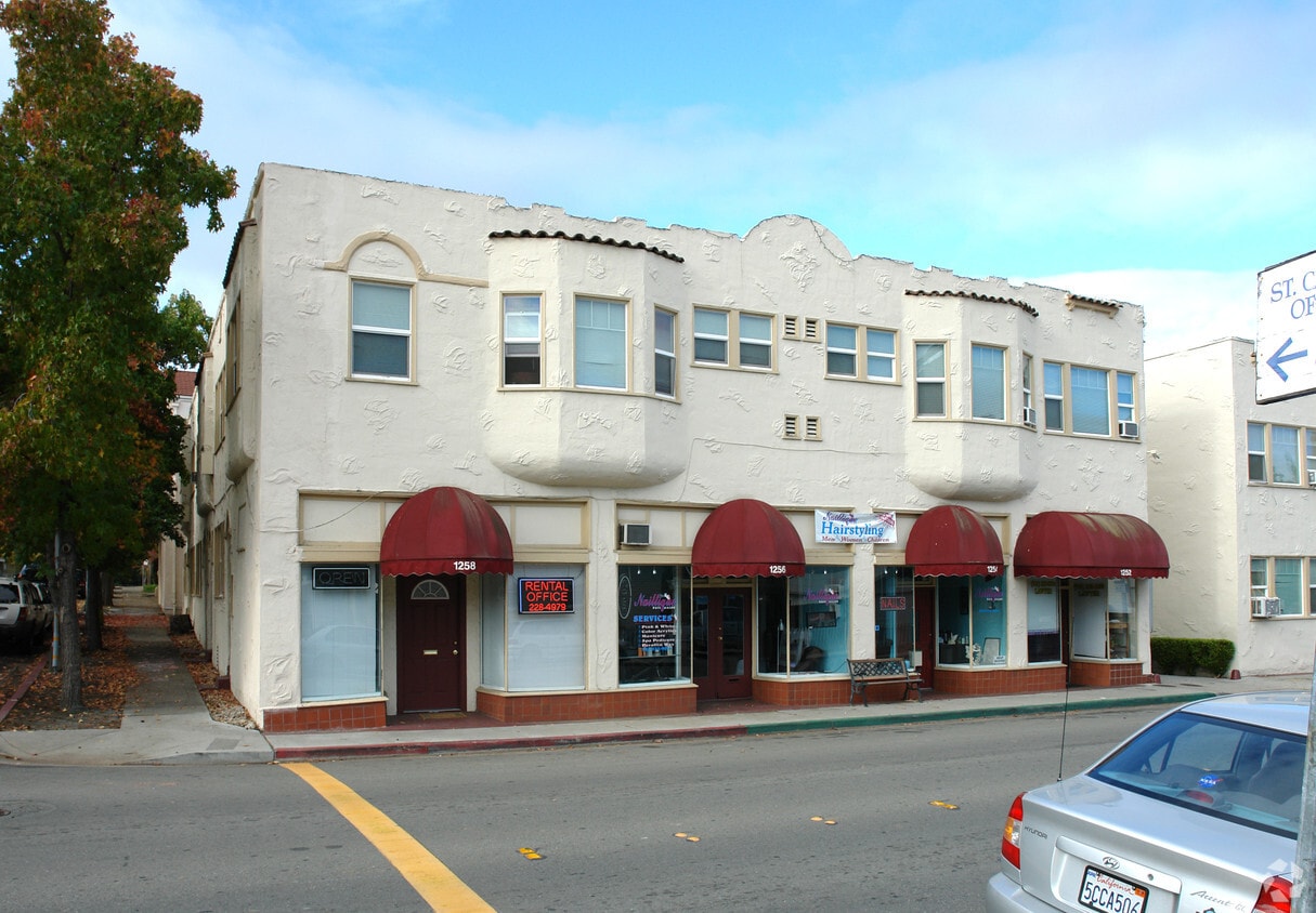 Primary Photo - Casa Adobe Apartments