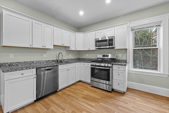 Foto del edificio - 25 Howes St