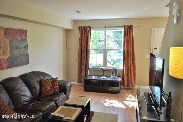 Building Photo - 2 br, 1.5 bath Condo - 313 Charles Street