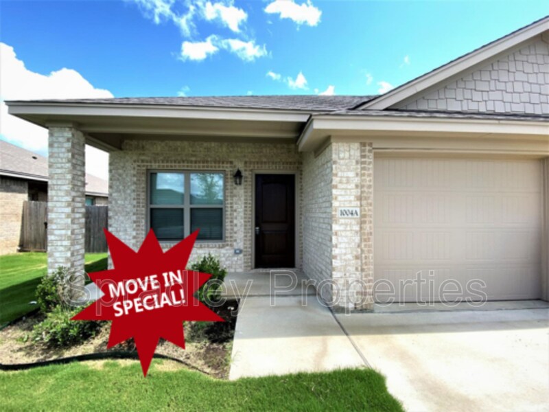 1004 Sparrow Cove, Troy, TX 76579 Condo for Rent in Troy, TX