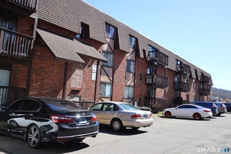 Building Photo - 1274 E Main St