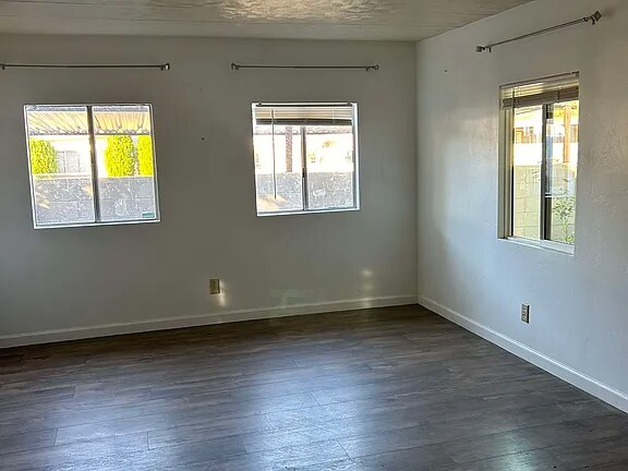 Foto del edificio - 1217 W Wabash St