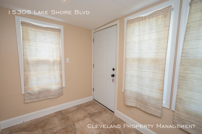 Foto del edificio - Charming Home Near Lake Erie
