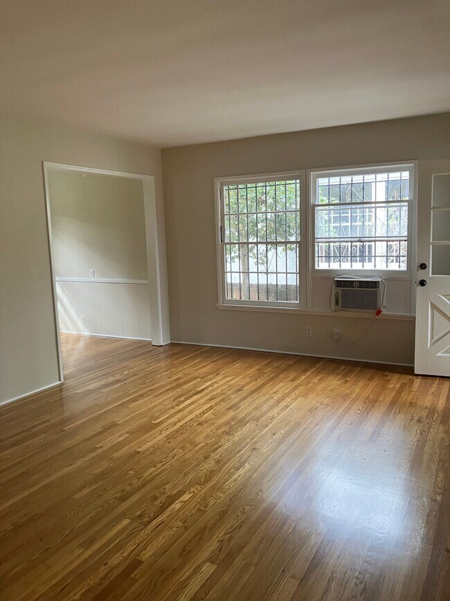 Living room to dinning room - 4509 Tujunga Ave