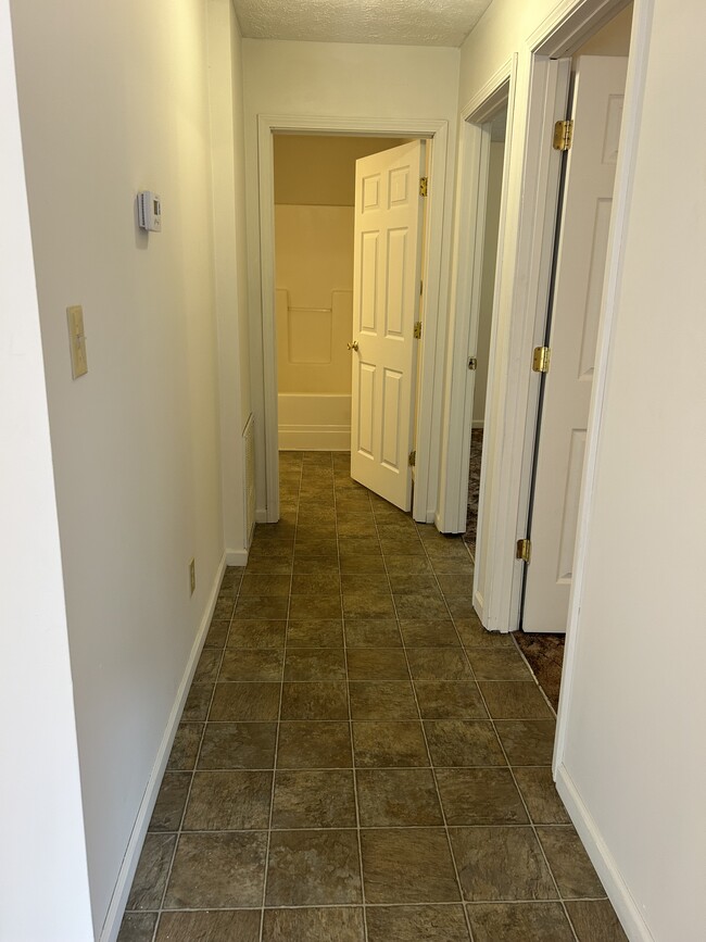 Building Photo - 244 Burkhardt Way