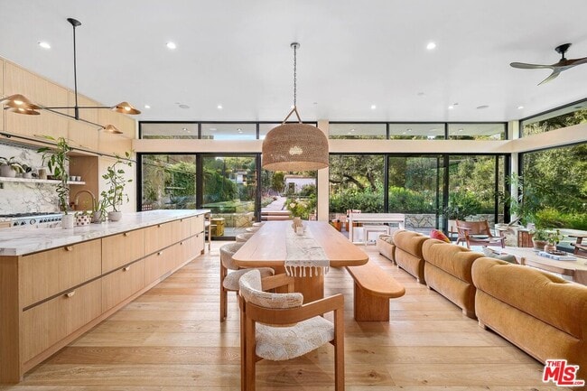 Foto del edificio - 1416 Bonnell Dr