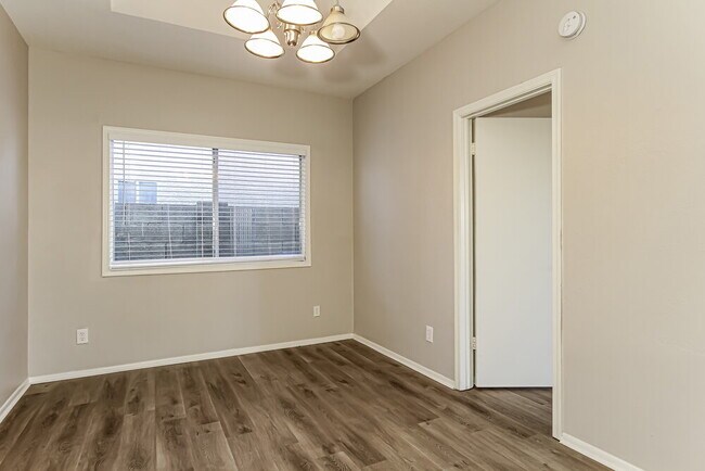 Foto del edificio - 11324 N 82nd Ave