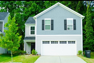 Building Photo - 1635 Hooper Court